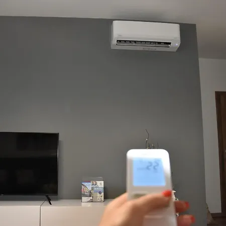 Taban Halifax - Center & Free Parking Apartmán Nitra