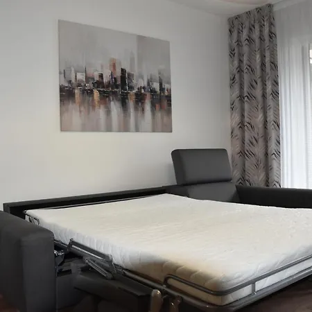 Apartmán Taban Halifax - Center & Free Parking Nitra
