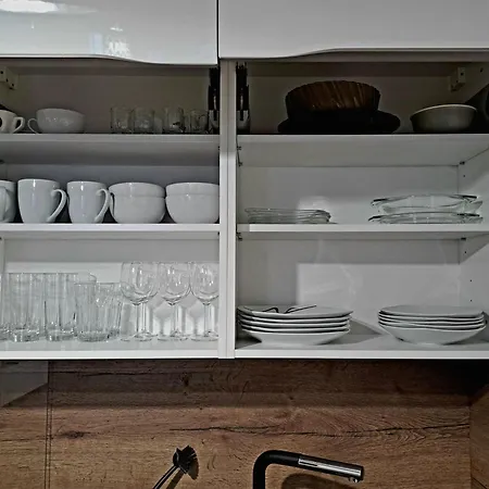 Taban Halifax - Center & Free Parking Nitra