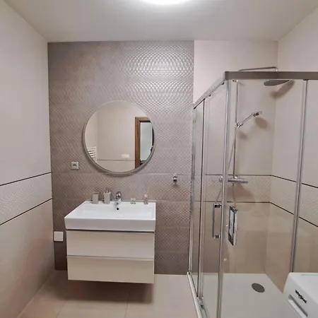 Taban Halifax - Center & Free Parking *