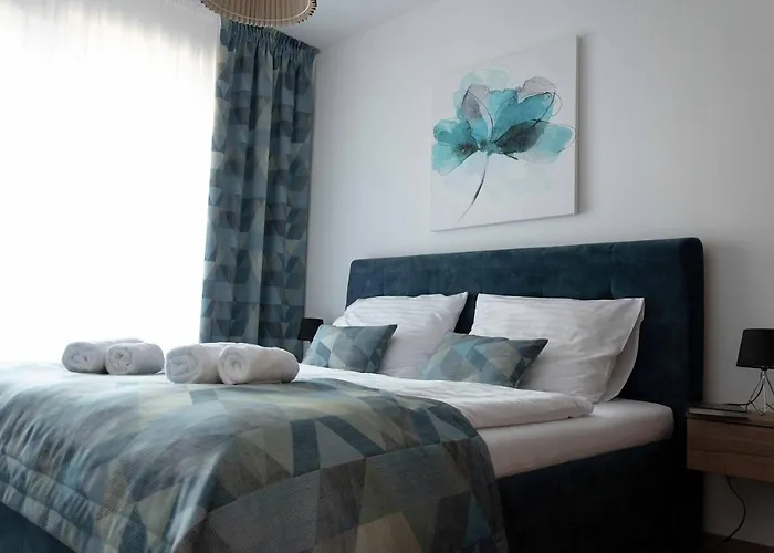 Taban Halifax - Center & Free Parking *