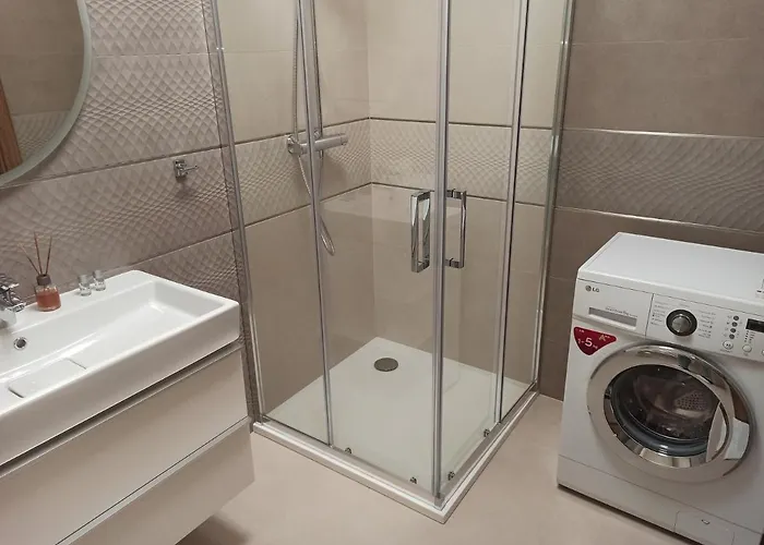 Appartement Taban Halifax - Center & Free Parking Nitra