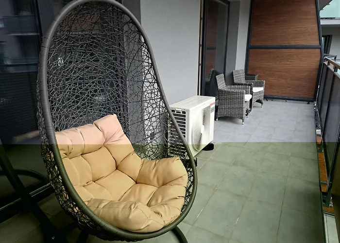 Taban Halifax - Center & Free Parking Appartement Nitra