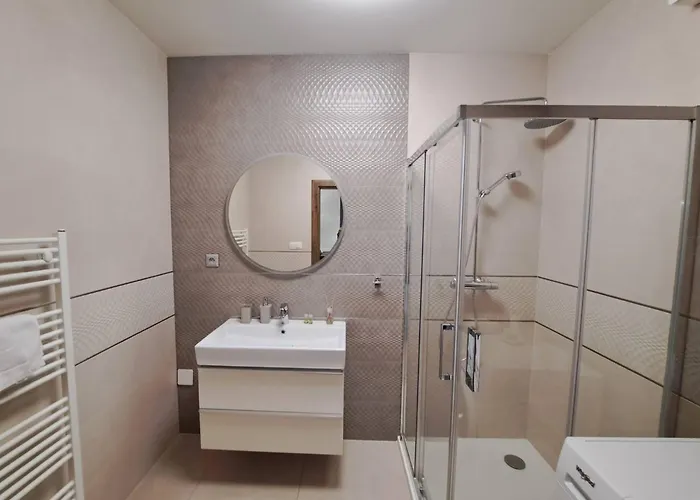 Taban Halifax - Center & Free Parking *